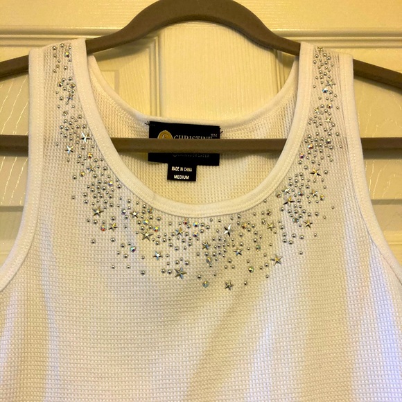 Embellished Waffle Tee in White - Picture 2 of 5